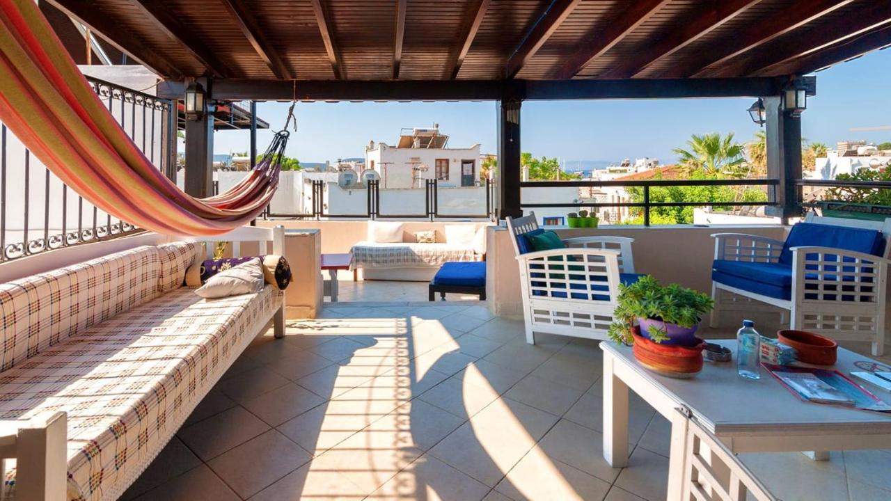La Luna Hostel Bodrum Exterior photo