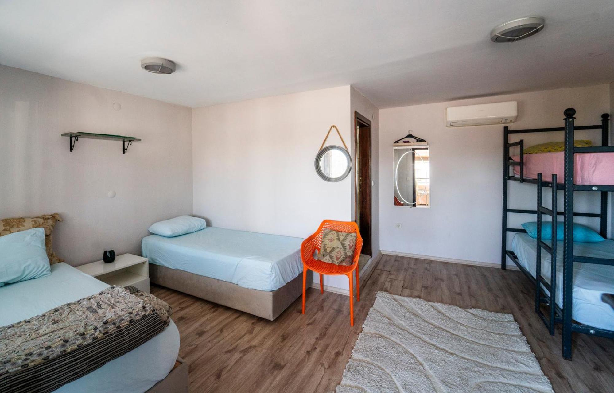 La Luna Hostel Bodrum Exterior photo